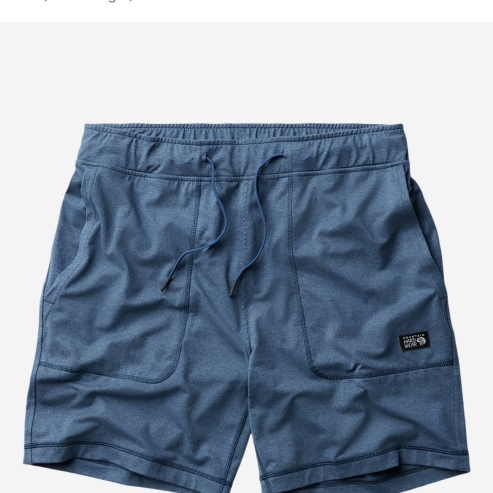 Mountain Hardware Chillaction Shorts - Picture 1 of 11
